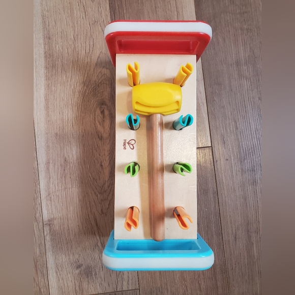 Hape Hammer Smash Carpenter Tool - Picture 2 of 3
